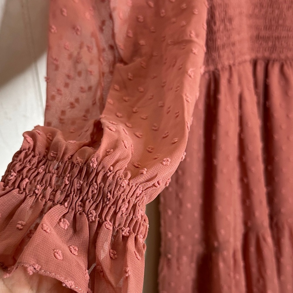 Elegant Long Sleeve Dress in Rose - Picture 5 of 13